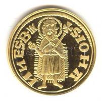 "Magyar aranypénzek utánveretben - Károly Róbert aranyforint" aranyozott Ag emlékérem (5.5...