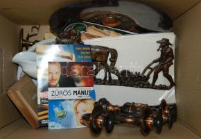 Hatalmas bolhapiac tétel: porcelán tálak, 5 ágú gyertyatartó, szent képek, egyéb érdekes lim-lomok. ...