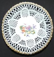 Áttört aranyozott kosárka virág mintával/ wicker gilded chinaware bowl  d:17 cm