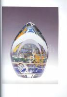 Kortárs japán  üvegművészet.Üvegpiramis Galéria Budapest, 2003. Színes illusztrációkkal, kitűnő álla...