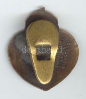 ~1930. Ereklyés Országzászló Nagy bizottság zománcozott Br gomblyukjelvénye gyártó: Jerouschek Bpest...