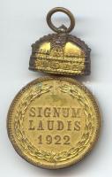1922. Magyar Koronás Bronzérem mellszalag nélkül T:2- 1922. Signum Laudis Merit Medal C:VF