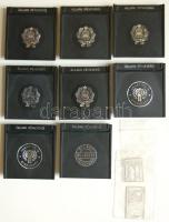 Bélyeg érmek tétel: 1979. "Nemzetközi Gyermekév" Ag bélyeg formájú emlékveret kettő különf...