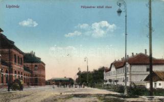 Lipótvár railway station