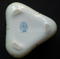 Kézzel festett sorszámozott Viktória-mintás rózsás jelzett Herendi porcelán ékszeres doboz /
Handpai...