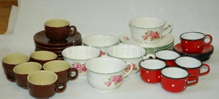 Nagy vegyes porcelán és kerámia tétel sok érdekes darabbal