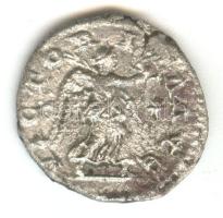 Római Birodalom / Severus Alexander 222-235. Denar Ag (2.4g) T:2- Roman Empire / Severus Alexander 222-235. Denarius Ag "IMP SEV ALEXAND AVG / VICTORIA AVG" (2.4g) C:VF RIC 215.