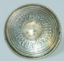 Kézzel kialakított és megformált sombrero sterling ezüstből, szép állapotban (d:57mm / 14.32g)
Handm...