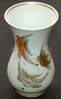 Kézzel festett és aranyozott jelzett porcelán váza 17cm magas