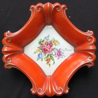 1912 Kézzel festett jelzett Ilmenau német porcelán tál /
Handpainted Ilmenau chinaware tray 27x27cm