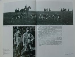 2 db vadászati könyv:Széchényi Zsigmond: Vadászat négy földrészen 1927-1964.  Corvina Bp. 1987. Huno...