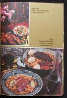 3 db szakácskönyv:  Herbst Péterné Krausz Zorica: Magyarországi Zsidó ételek , Minerva,1984. Raj Tam...