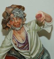 Részeges öregembert ábrázoló jelzett Capodimonte kézzel festett porcelán szobor hibátlan állapotban/...