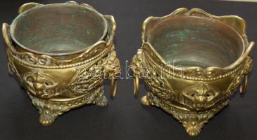 cca. 1900  2 db felfüggeszthető barokk stílusú réz kaspó réz betétekkel / 2 copper plant holders 15,5x14 cm