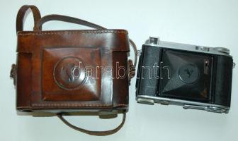 cca. 1900. Német gyártmányú fényképezőgép bőr tokkal/ camera made in Germany, with leather case 10x14,5x4cm