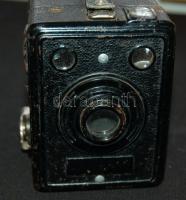 cca. 1900 Kodak Box 620 fényképezőgép/
Box camera Kodak Box 620 12x7,5x10 cm