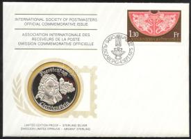Liechtenstein 1975. "Antik örökség" a Postamesterek gondozásában kiadott Ag(925) emlékérem 20g érmés, bélyeges borítékon, liechtensteini bélyeggel, elsőnapi bélyegzővel, holland nyelvű ismertetővel T:PP  Liechtenstein 1975. "Ancient Heritage of the Principality of Liechtenstein" Ag(925) medallion (20g) / International Society of Postmasters - Medallic First Day Cover with Dutch information C:PP