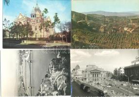 43 db modern városképes lap, köztük a szegedi zsinagóga, sok budapesti lap