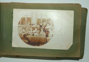 cca 1910 Megviselt fotóalbum 37 db. részben katonai fotóval vegyes minőségben / 
cca 1910 37 photos ...