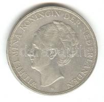Hollandia 1930. 2 1/2G Ag "Wilhelmina" T:2-
Netherlands 1930. 2 1/2 Gulden Ag "Wilhel...