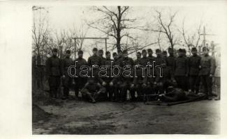 Tardoskedd, hungarian soldiers group photo with light machine-gun (cut)