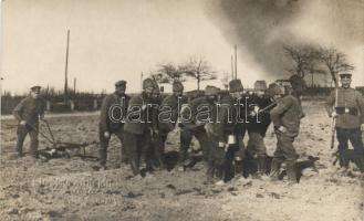 Hammerstein camp, working Russian prisoners of war, original photo