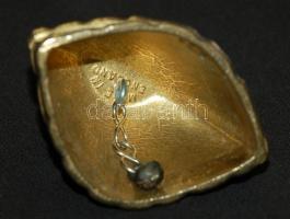 Angol gyártmányú századfordulós női alakos réz csengő /
copper bell made in England 10,5cm