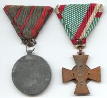 1942. A Tűzkereszt II. fokozata szalaggal T:2 + 1918. Laeso Militi - Sebesültek Érme Alu T:4
Hungary...