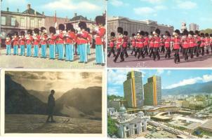 87 db színes és fekete-fehér modern városképes lap, külföldi, főleg európai városokról