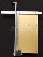 Papírvágógép 21x21cm