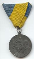 1941. "Délvidéki Emlékérem" szalaggal T:2/2- 1941. Commemorative Medal for the Return of Southern Hungary with ribbon C:XF/VF