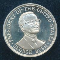 1989. "George Bush látogatása Magyarországon" Ag(999) emlékérem 31,3g (d=42mm) szign:Bognár T:PP Tokban!