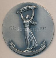 1970. "Ifjúsági Labdarúgó Kupa 1945-1970" fém emlékérem T:2