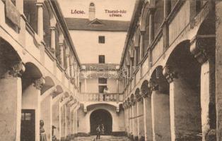Lőcse Thurzó courtyard