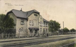 Muzsla railway station (gluemark)