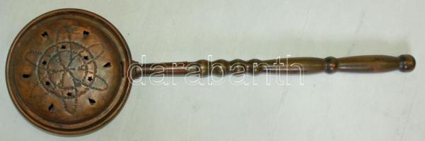 Régi nagyméretű réz ágymelegítő fa nyéllel 77cm hosszú