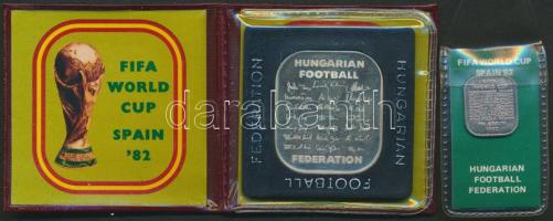 1982. "MLSZ / Fifa világbajnokság Spanyolországban" Ag(925) emlékérem (35x40mm/35g) dísztokban tanúsítvánnyal + hozzá tartozó Ag(925) kitűző (4,22g) T:PP