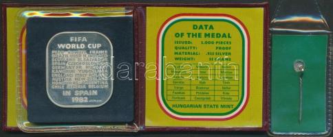 1982. "MLSZ / Fifa világbajnokság Spanyolországban" Ag(925) emlékérem (35x40mm/35g) díszto...