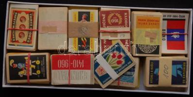 1.800db vegyes külföldi gyufacímke dobozban kötegelve