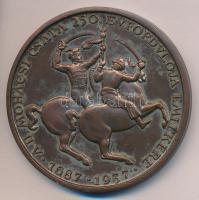 1937. "A Mohácsi csata 250. évfordulója emlékére / Az érdem jutalmául Mohács városa" bronzolt fém emlékérem (60mm) T:2