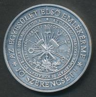 1992. "AZ ORSZÁGOS MAGYAR BÁNYÁSZATI ÉS KOHÁSZATI EGYESÜLET (OMBKE) centenáriumi emlékérem&quot...