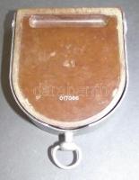 Tájoló működik / 
Prismatic compass