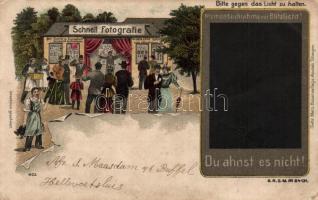 Snapshot at the photographers, kissing couple, hold to light litho (EK)