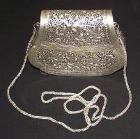 Ezüstözött fém áttört tarsoly lánccal 15x11cm