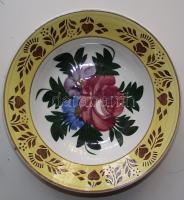 cca 1900 Kézzel festett mázas Hollóházi kerámia falitányér benyomott házas jelzéssel / Folklore handpainted ceramic plate d: 23cm