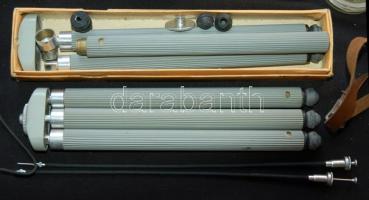 Praktina FX fényképezőgép és tartozékai komplett fotós tétel: Vaku, 2 db állvány, színszűrők, film. ...