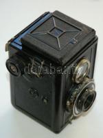 Voigtländer Brillant típusú fényképezőgép bőr tokkal /
Voigtländer camera with leather case