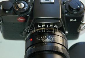 Leica R4 fényképezőgép / 
Photo camera