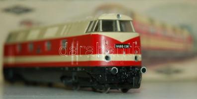 Gützold G19 típusú vasút modell mozdony eredeti dobozában hibátlan állapotban /
Railroad model