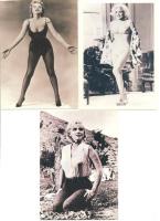 6 db modern, megíratlan Marilyn Monroe képeslap, új állapotban / 6 cards from the Marilyn Monroe Book of 30 Postcards. The Hulton-Deutsch Collection
